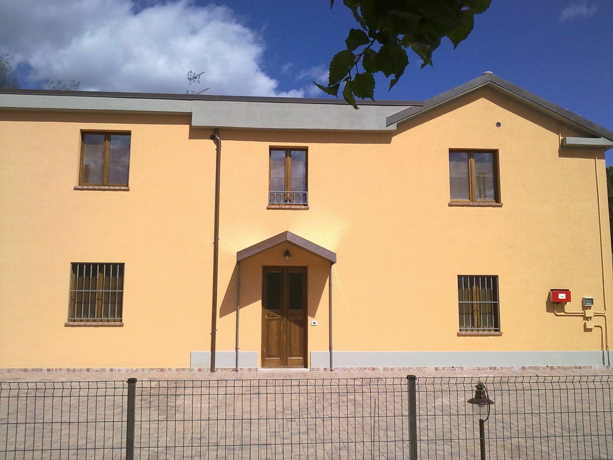 فندق House Volumnia بيرودجا المظهر الخارجي الصورة